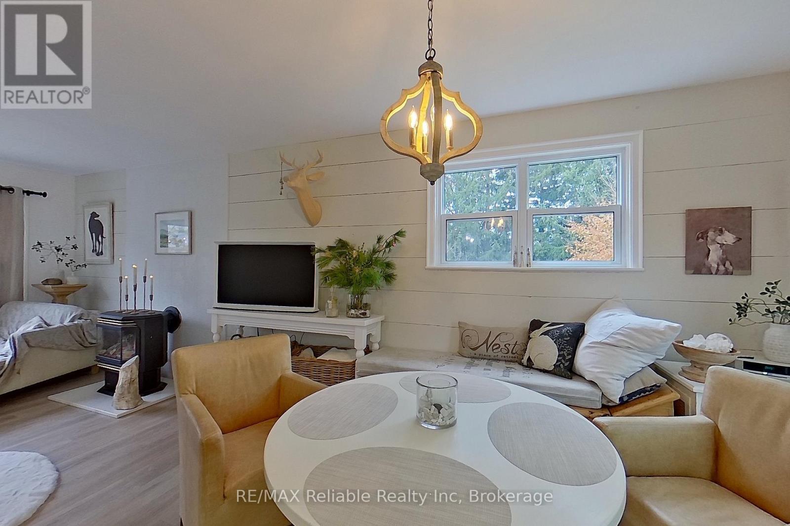 57 Cameron Street, Bluewater (Bayfield), ON - Indoor