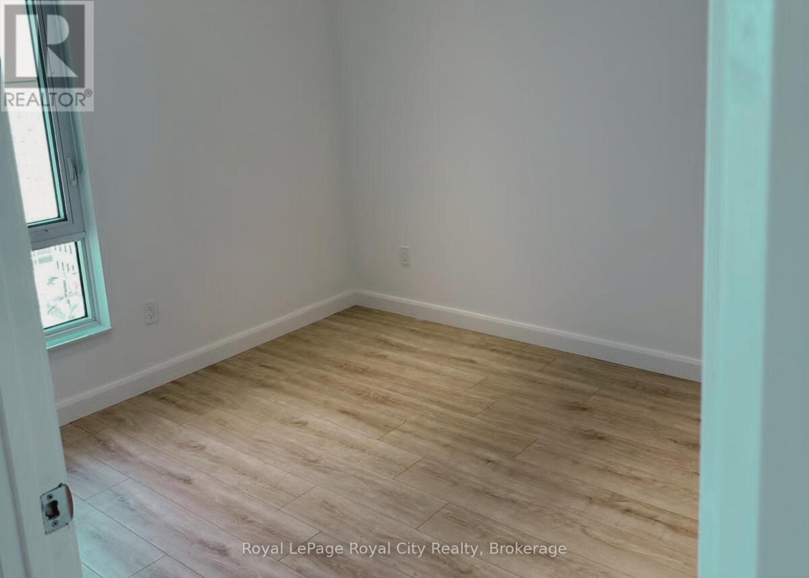 1105 - 741 King Street, Kitchener, ON