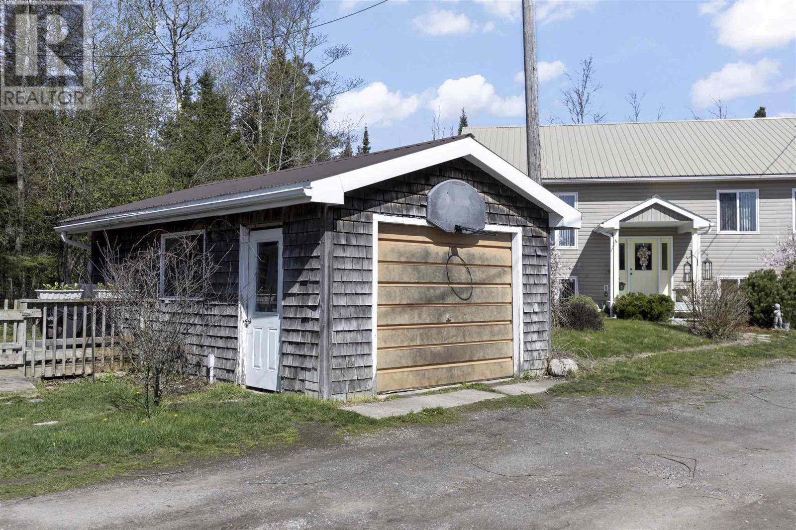 8450 Highway 17 E, Bruce Mines, ON