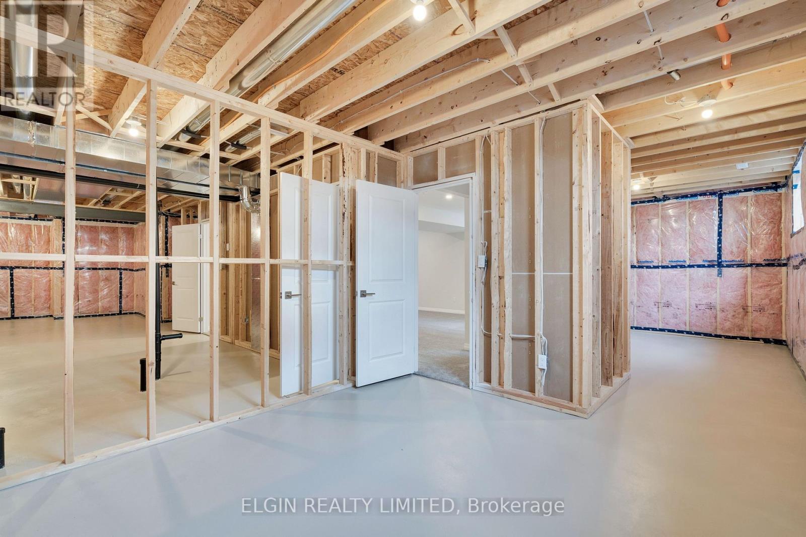 8 Hartland Circle, St. Thomas, ON - Indoor Photo Showing Basement