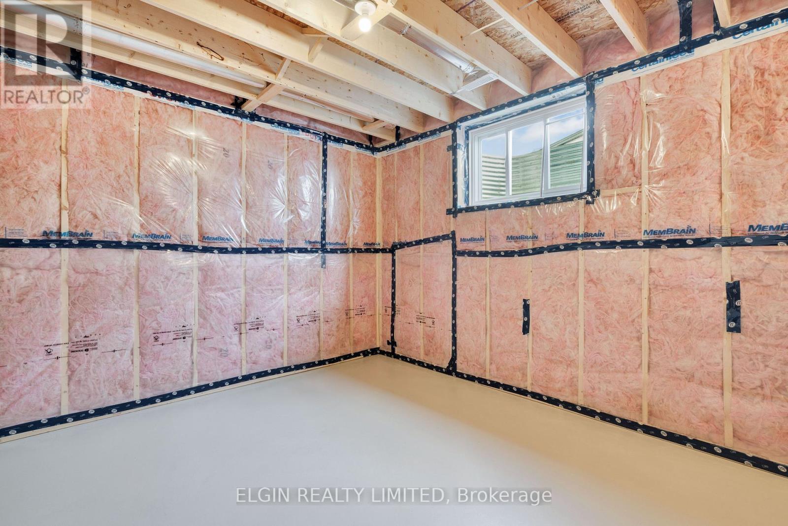 8 Hartland Circle, St. Thomas, ON - Indoor Photo Showing Basement