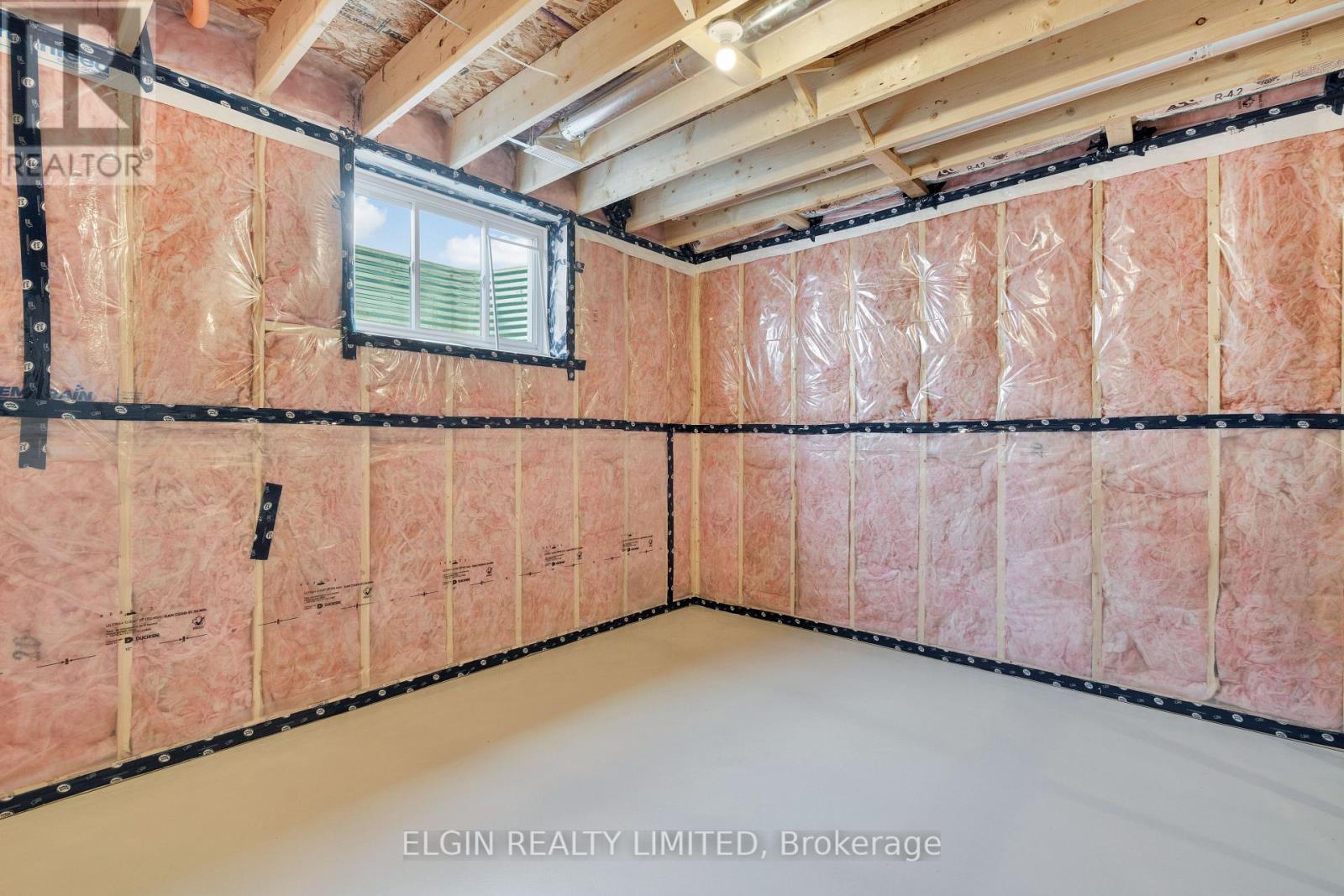 8 Hartland Circle, St. Thomas, ON - Indoor Photo Showing Basement