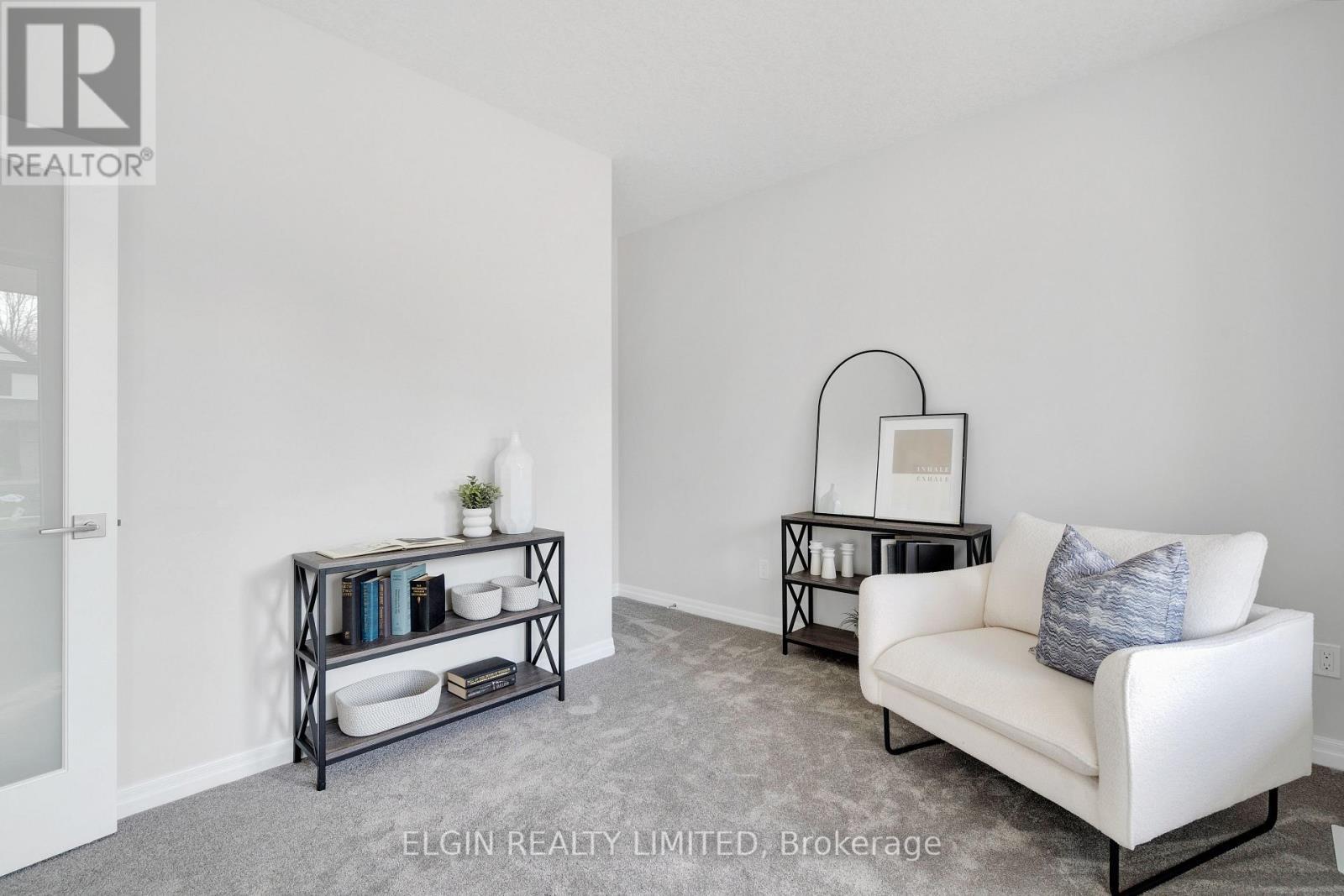 8 Hartland Circle, St. Thomas, ON - Indoor