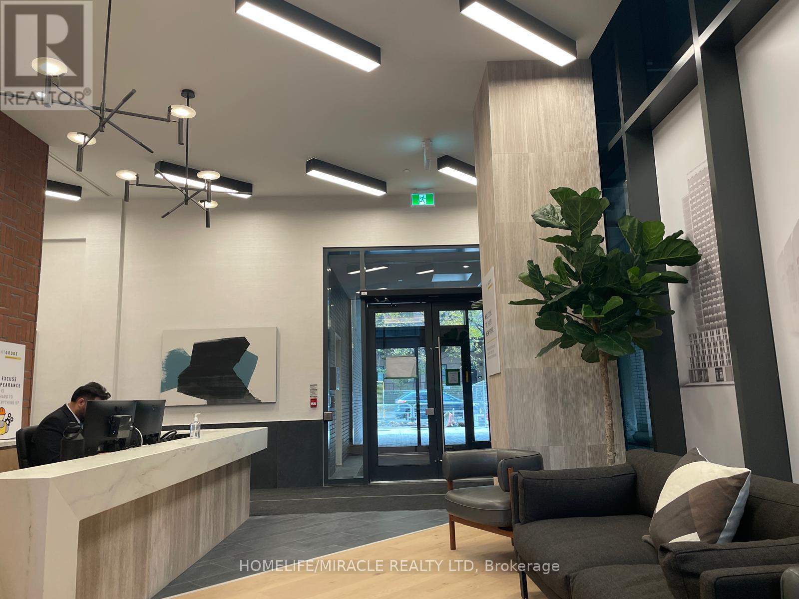 324 - 35 Parliament Street, Toronto, ON - Indoor Photo Showing Other Room