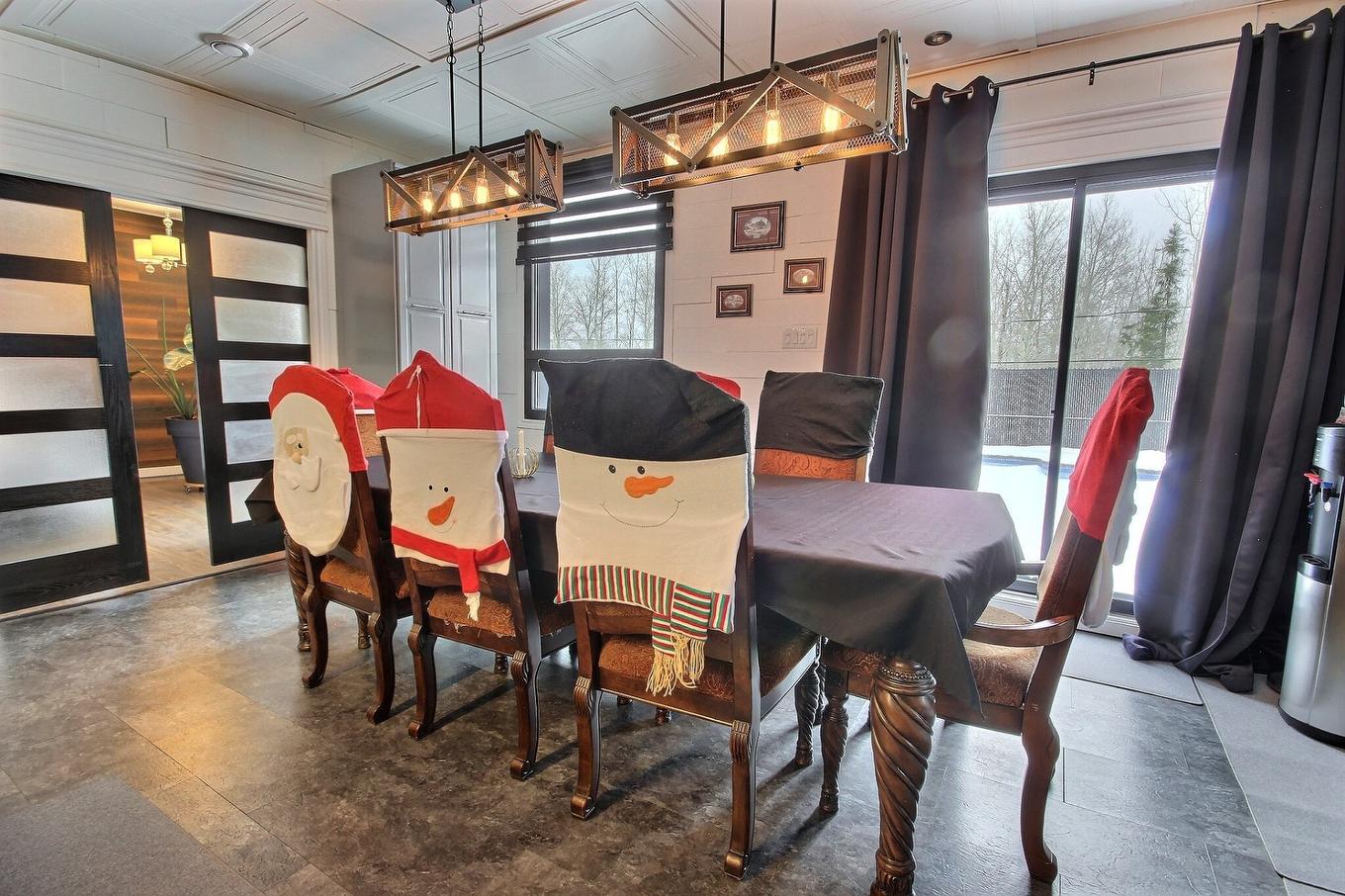 Salle à manger - 761 Av. Terry-Fox, Rouyn-Noranda, QC - Indoor Photo Showing Dining Room