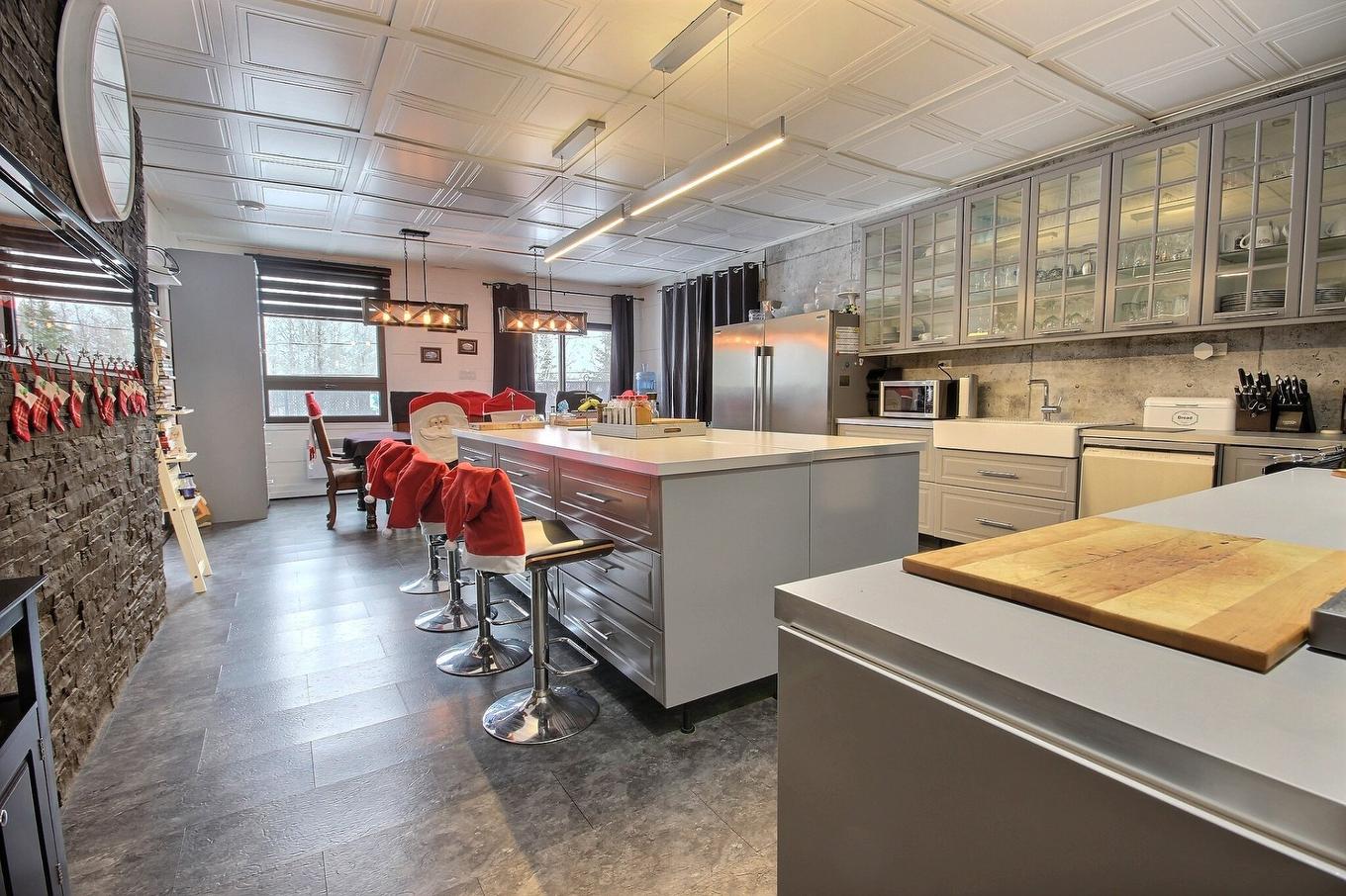 Cuisine - 761 Av. Terry-Fox, Rouyn-Noranda, QC - Indoor