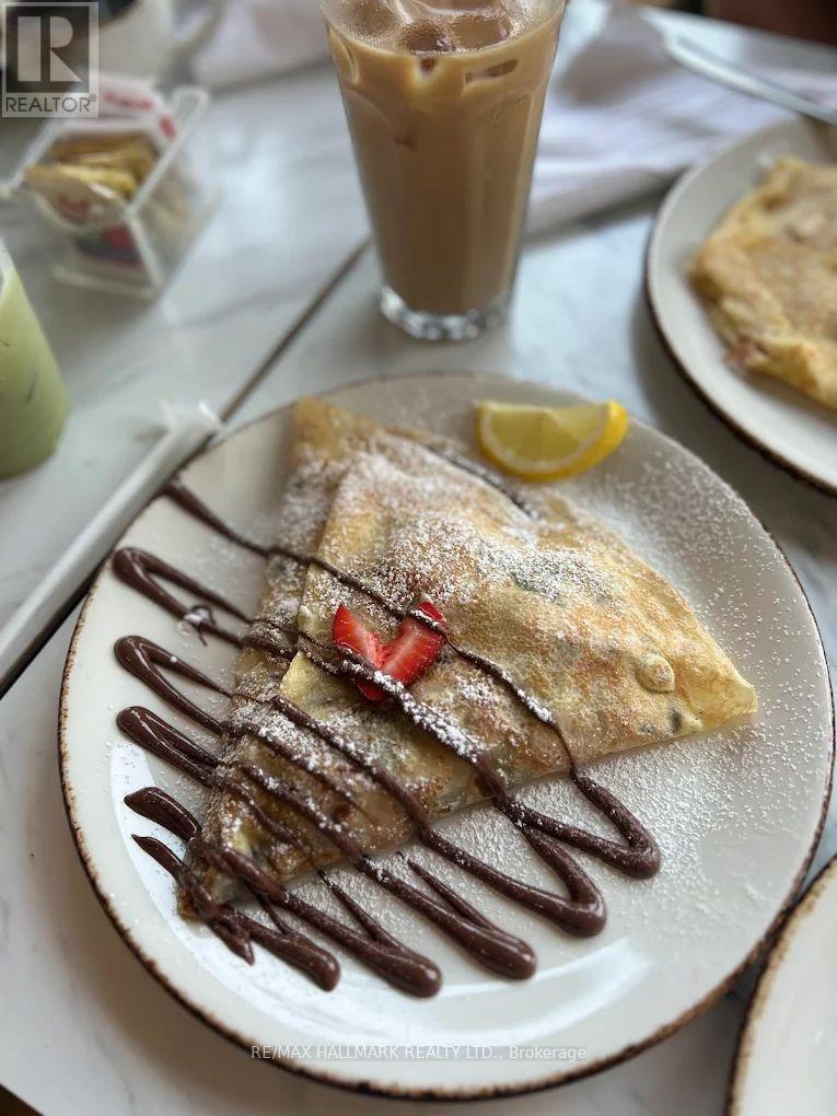 2674 Yonge Street, Toronto, ON