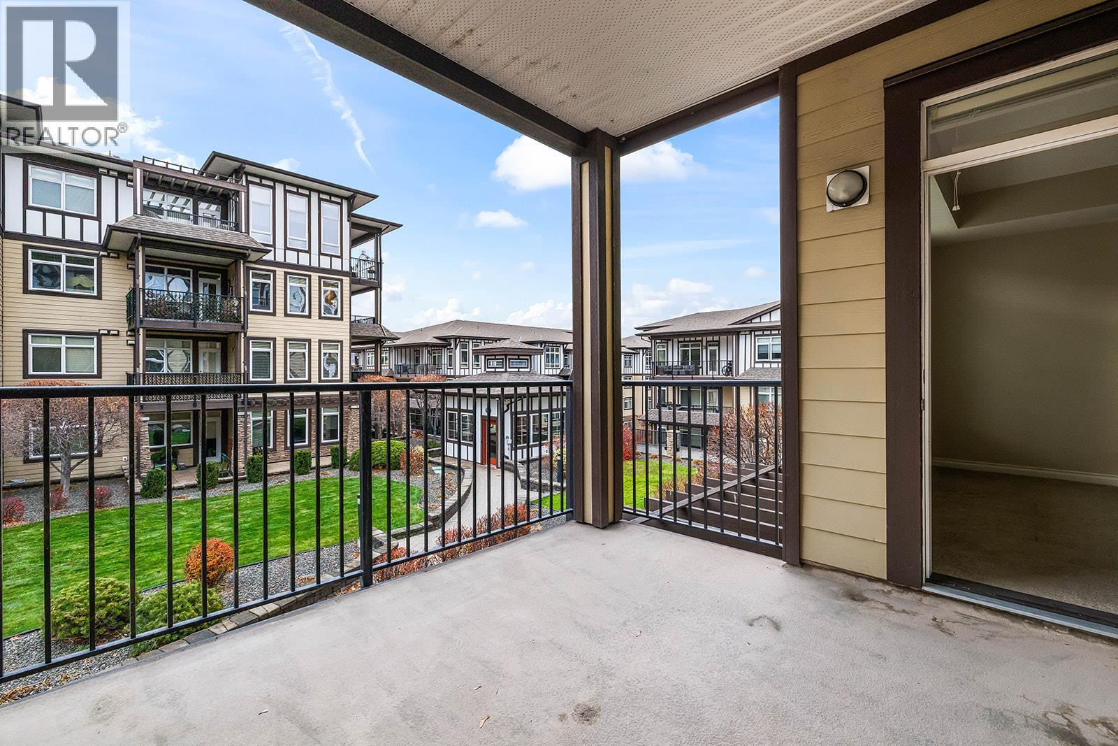 3843 Brown Road Unit# 2211, West Kelowna, BC - Outdoor With Exterior