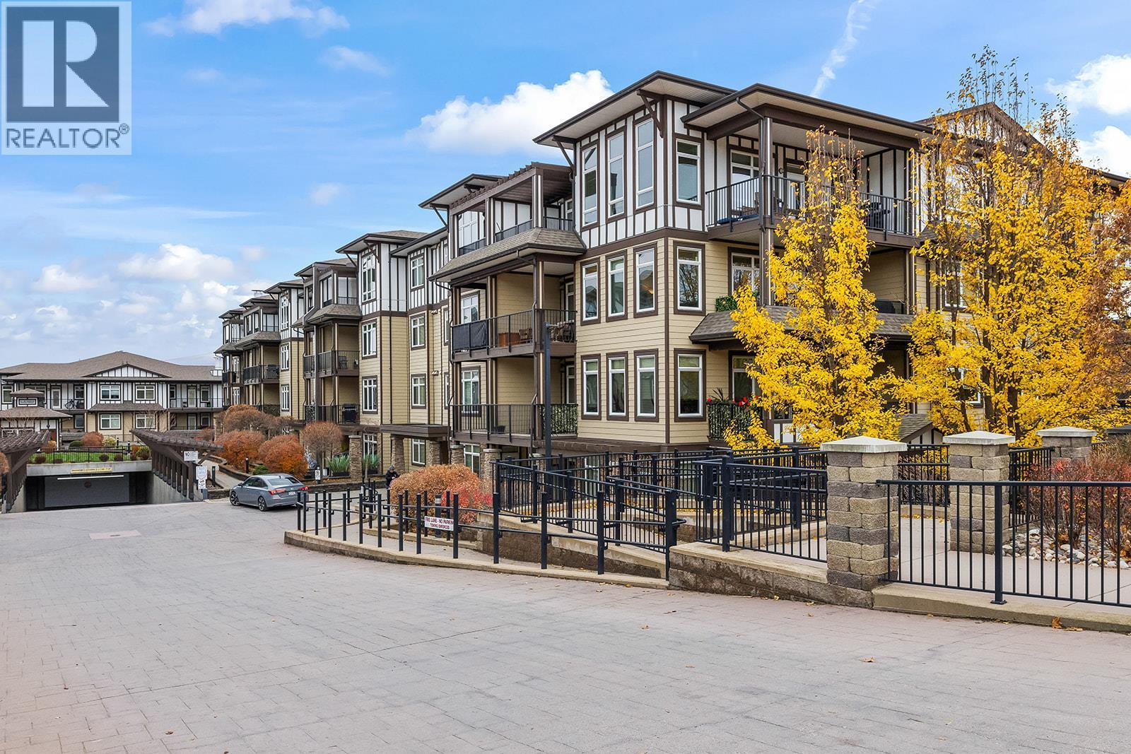 3843 Brown Road Unit# 2211, West Kelowna, BC - Outdoor With Facade