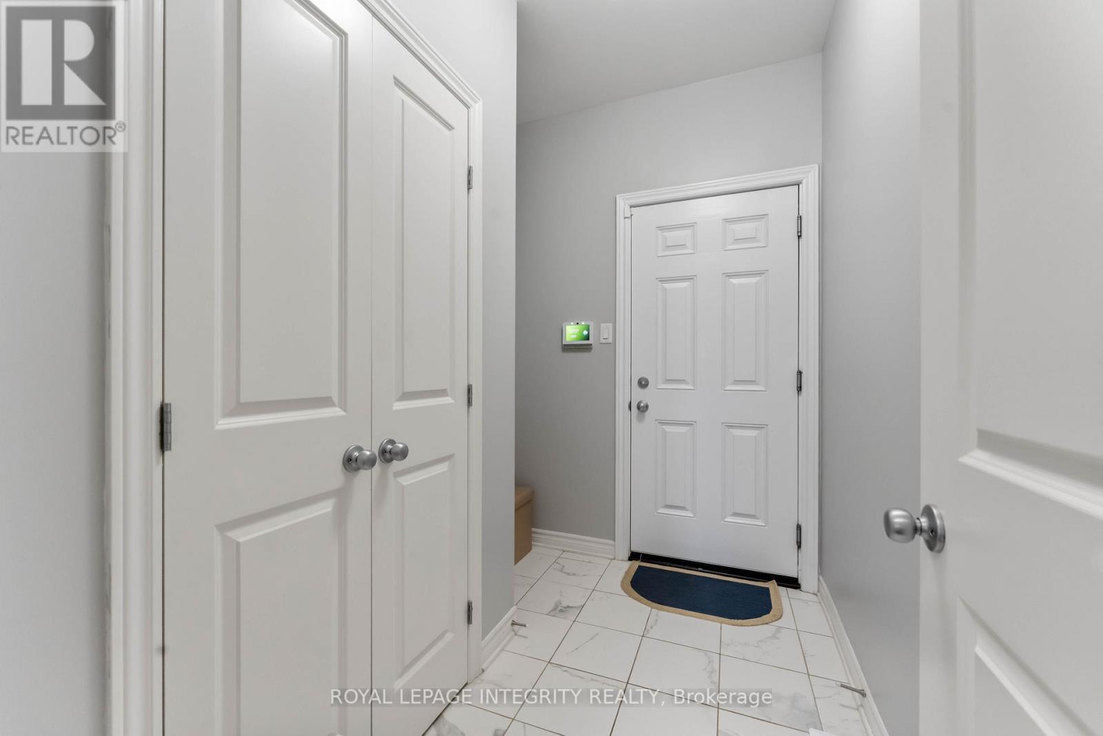 563 Egret Way, Ottawa, ON - Indoor Photo Showing Other Room