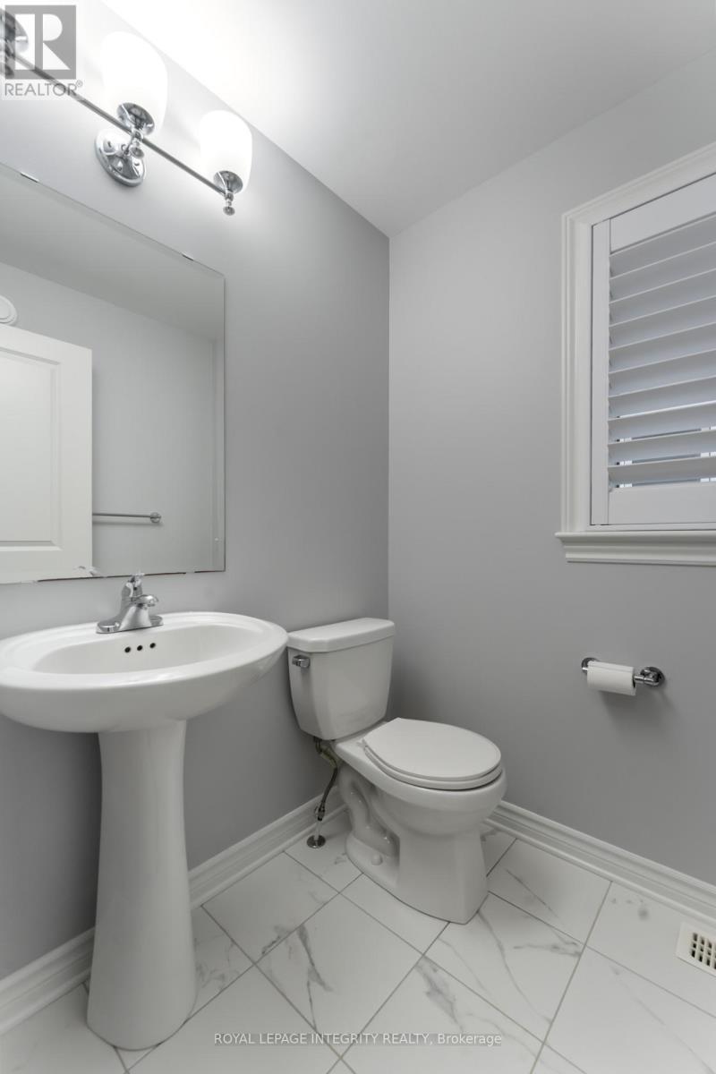 563 Egret Way, Ottawa, ON - Indoor Photo Showing Bathroom