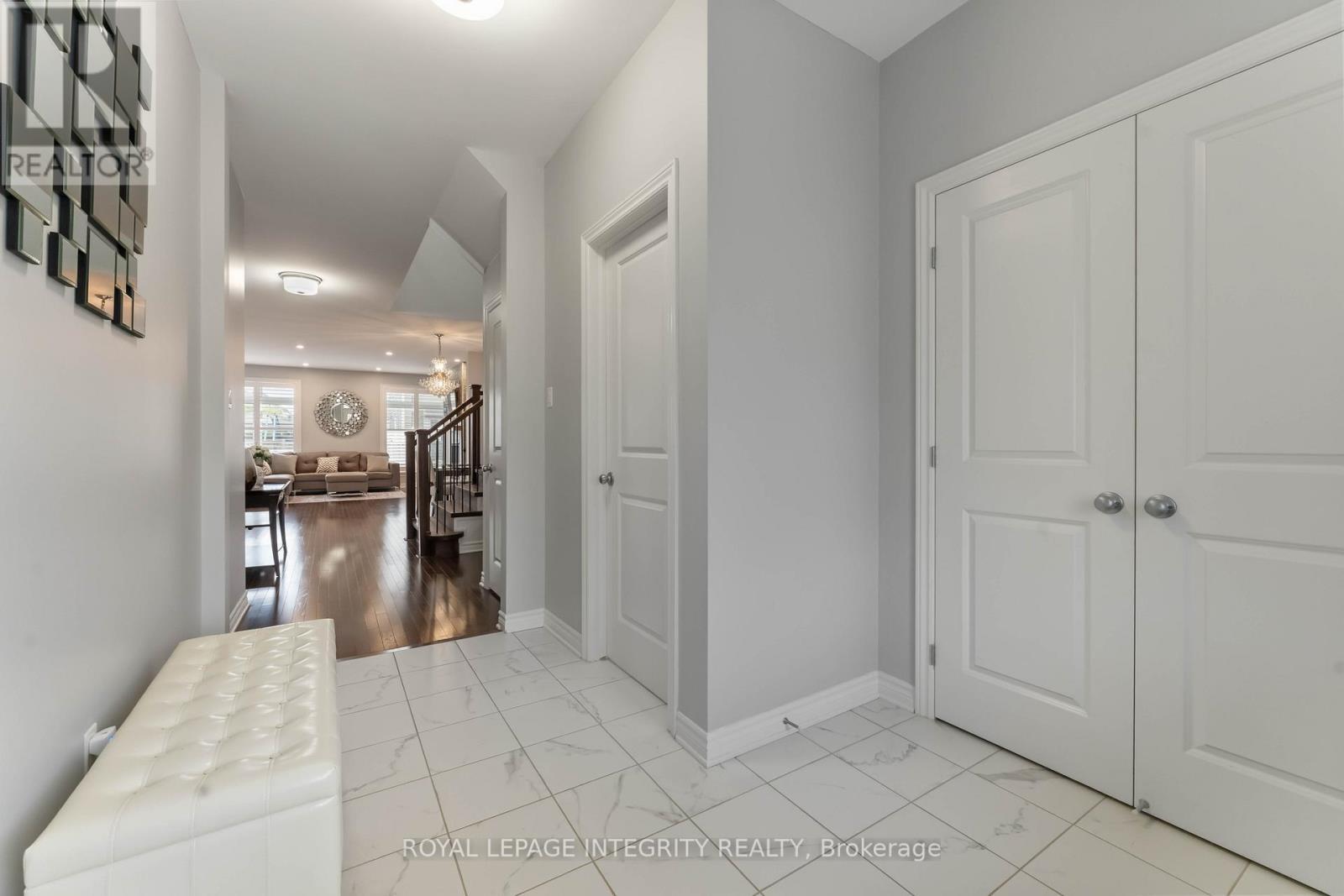 563 Egret Way, Ottawa, ON - Indoor Photo Showing Other Room