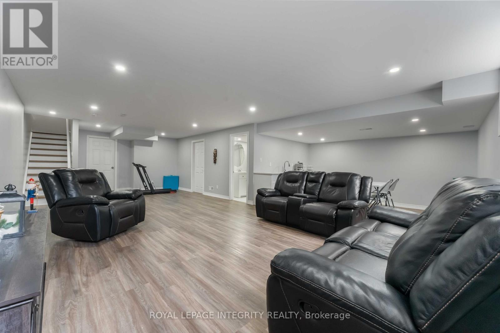 563 Egret Way, Ottawa, ON - Indoor