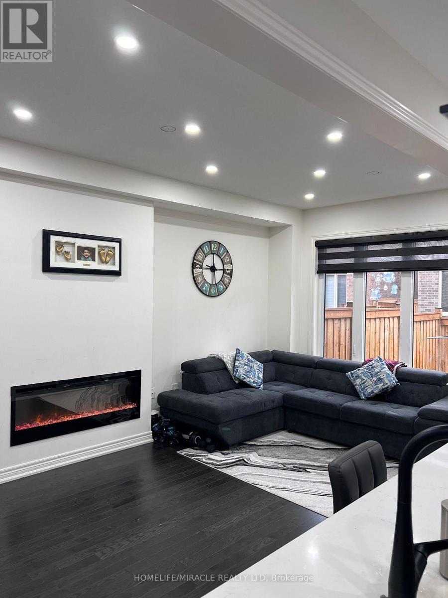 85 Cobriza Crescent, Brampton, ON - Indoor With Fireplace