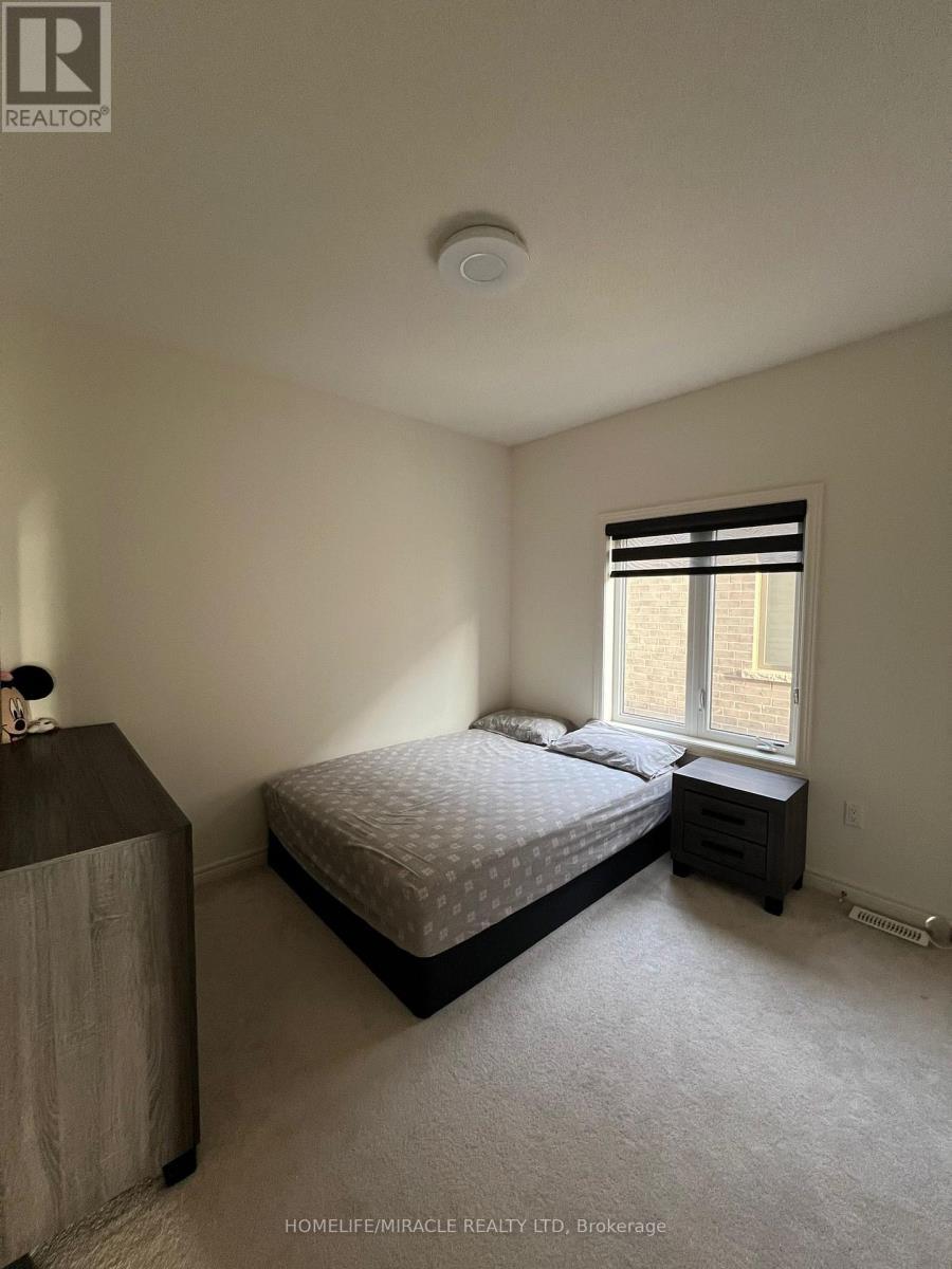 85 Cobriza Crescent, Brampton, ON - Indoor Photo Showing Bedroom