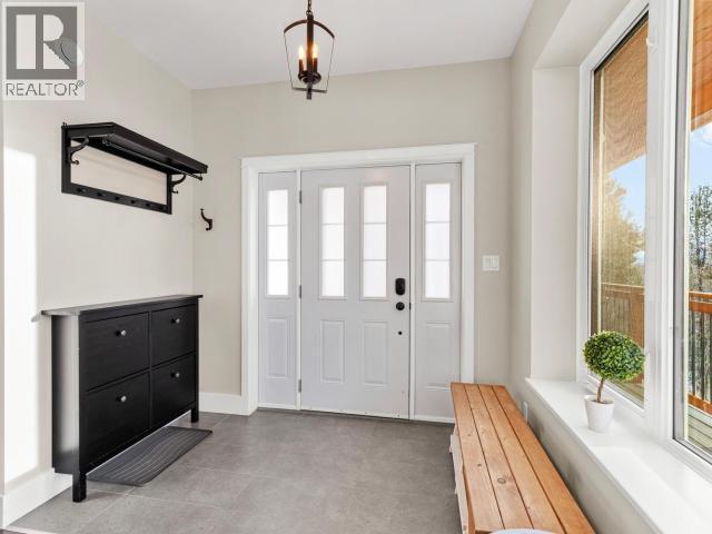 24 Nighthawk Valley Lane, Whitehorse North, YT - Indoor Photo Showing Other Room