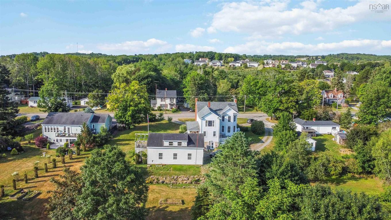 14019 Highway 1, Hants Border, NS