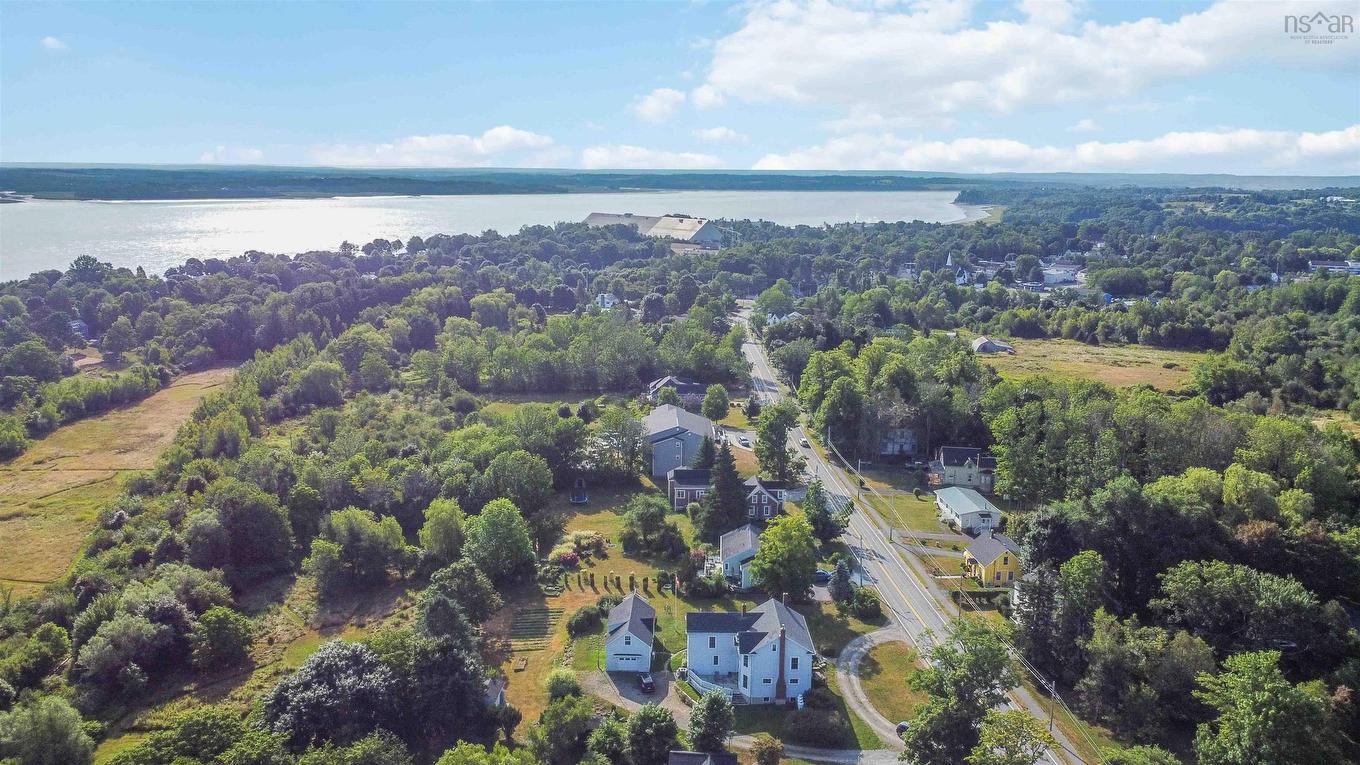 14019 Highway 1, Hants Border, NS