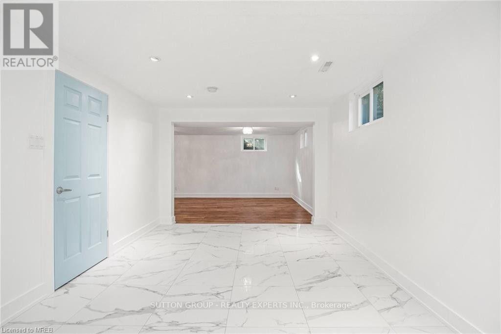 Basement - 218 Ingleside Place, Kitchener, ON - Photo Showing Other Room