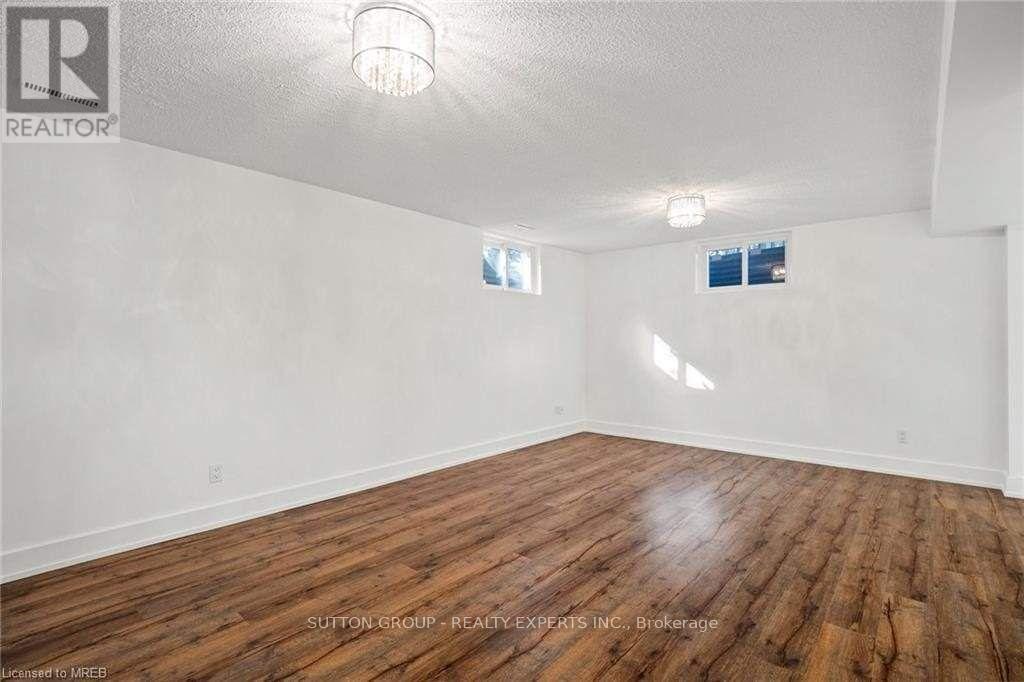 Basement - 218 Ingleside Place, Kitchener, ON - Indoor Photo Showing Other Room