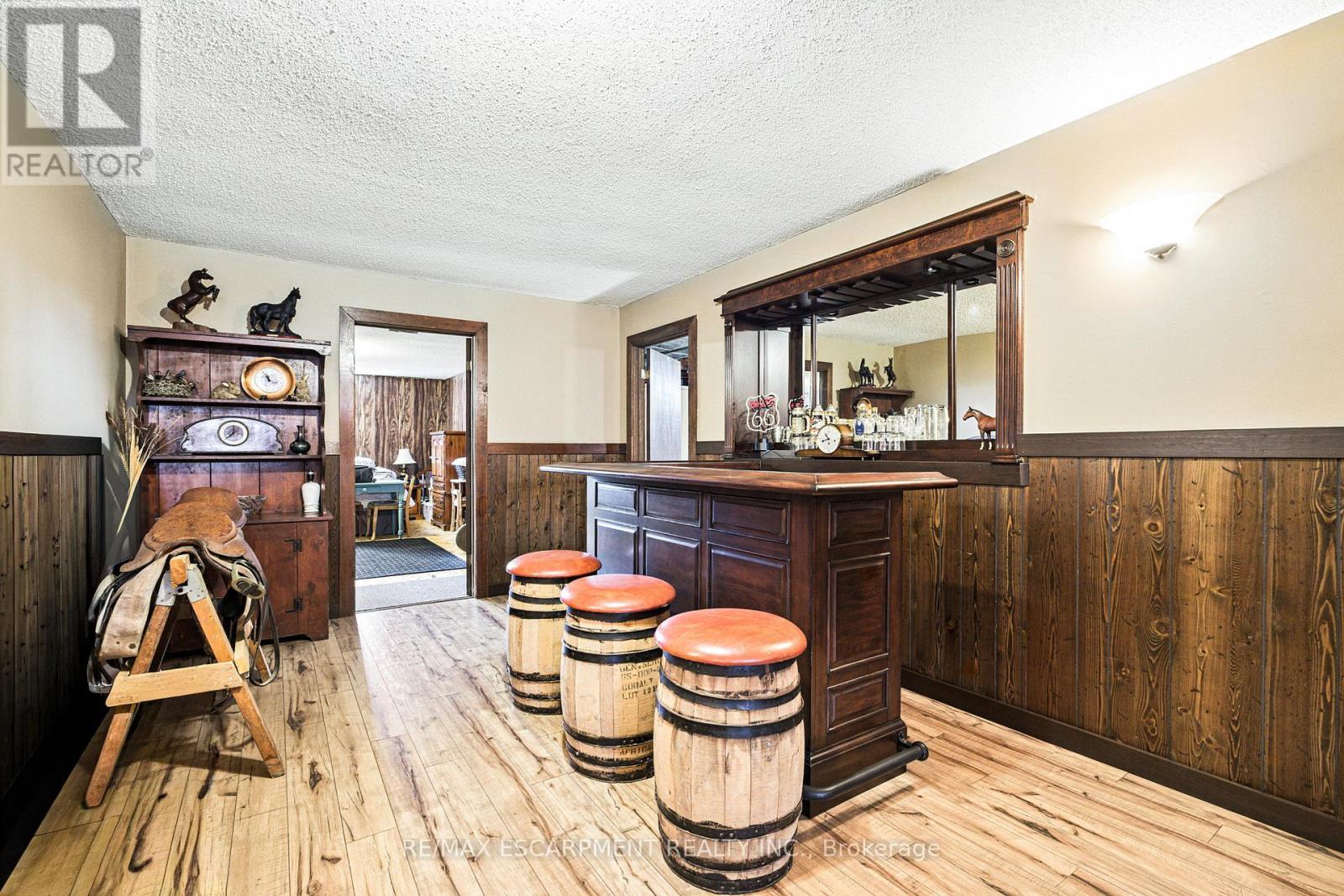 2276 Binbrook Road, Hamilton, ON - Indoor