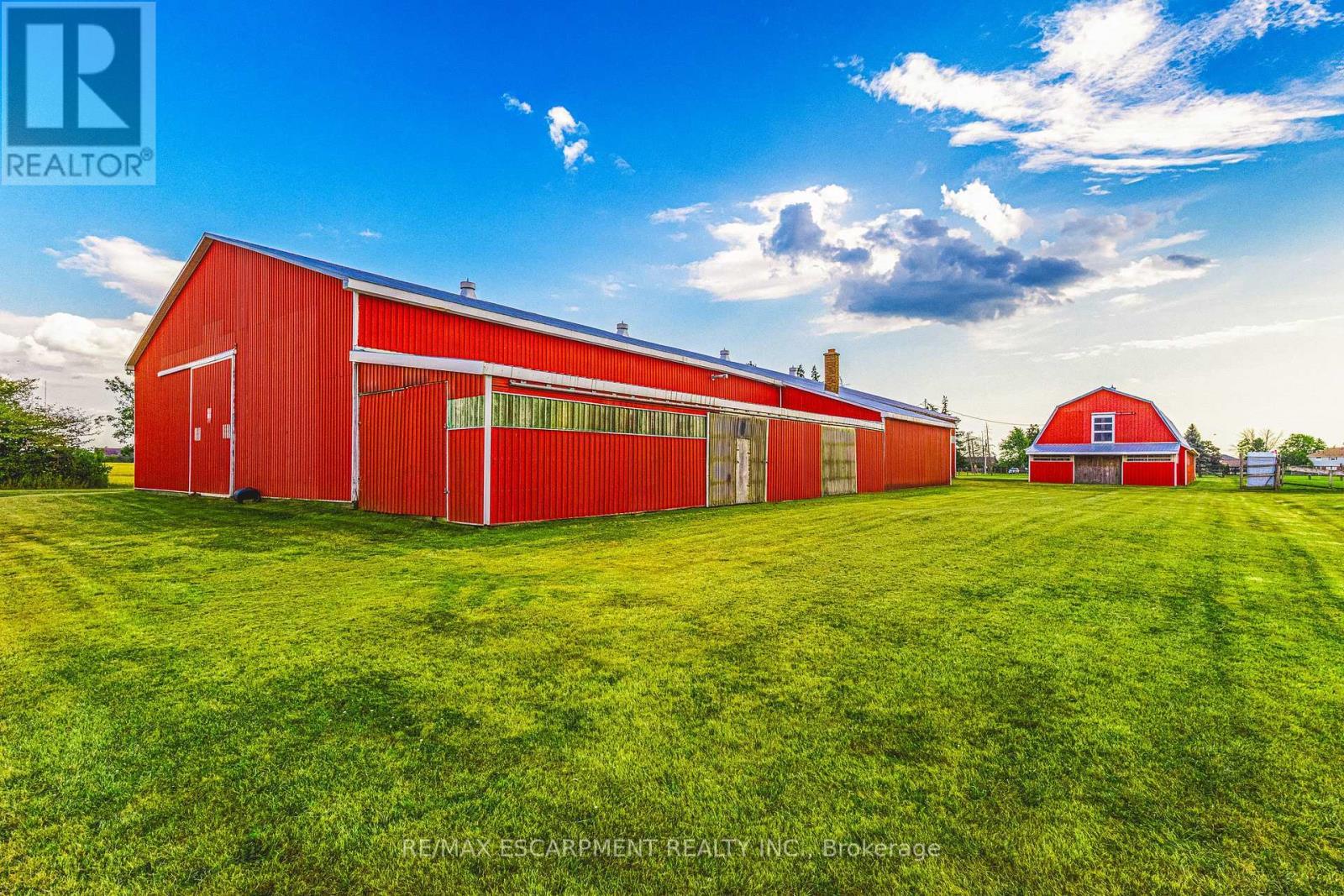 2276 Binbrook Road, Hamilton, ON - Outdoor