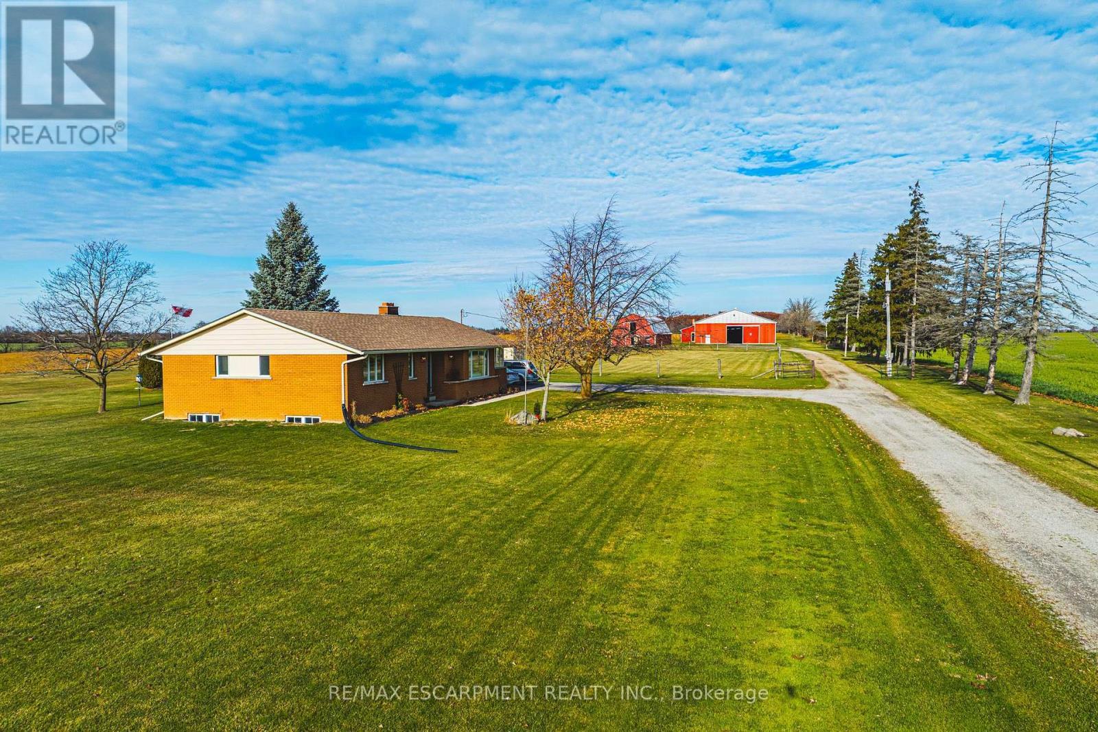 2276 Binbrook Road, Hamilton, ON - Outdoor