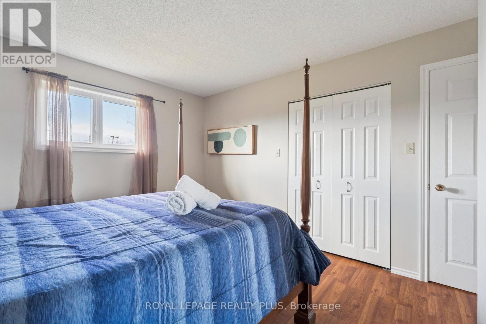 7719 Poplar Side Road, Clearview, ON - Indoor Photo Showing Bedroom