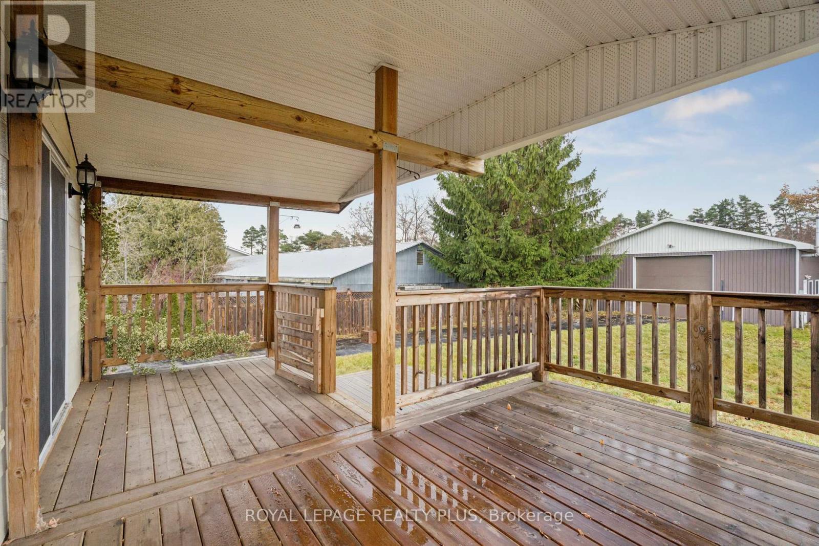 7719 Poplar Side Road, Clearview, ON - Outdoor With Deck Patio Veranda With Exterior