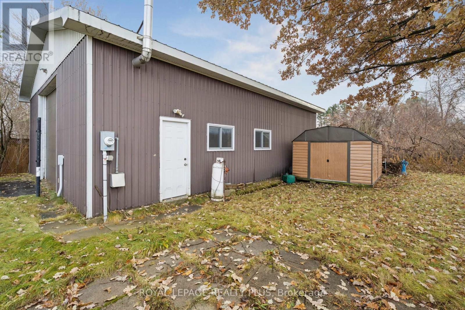 7719 Poplar Side Road, Clearview, ON - Outdoor With Exterior