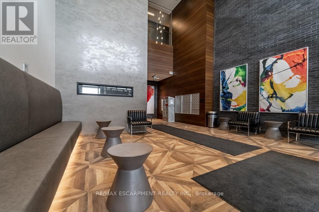 505 - 101 Locke Street S, Hamilton, ON - Indoor Photo Showing Other Room