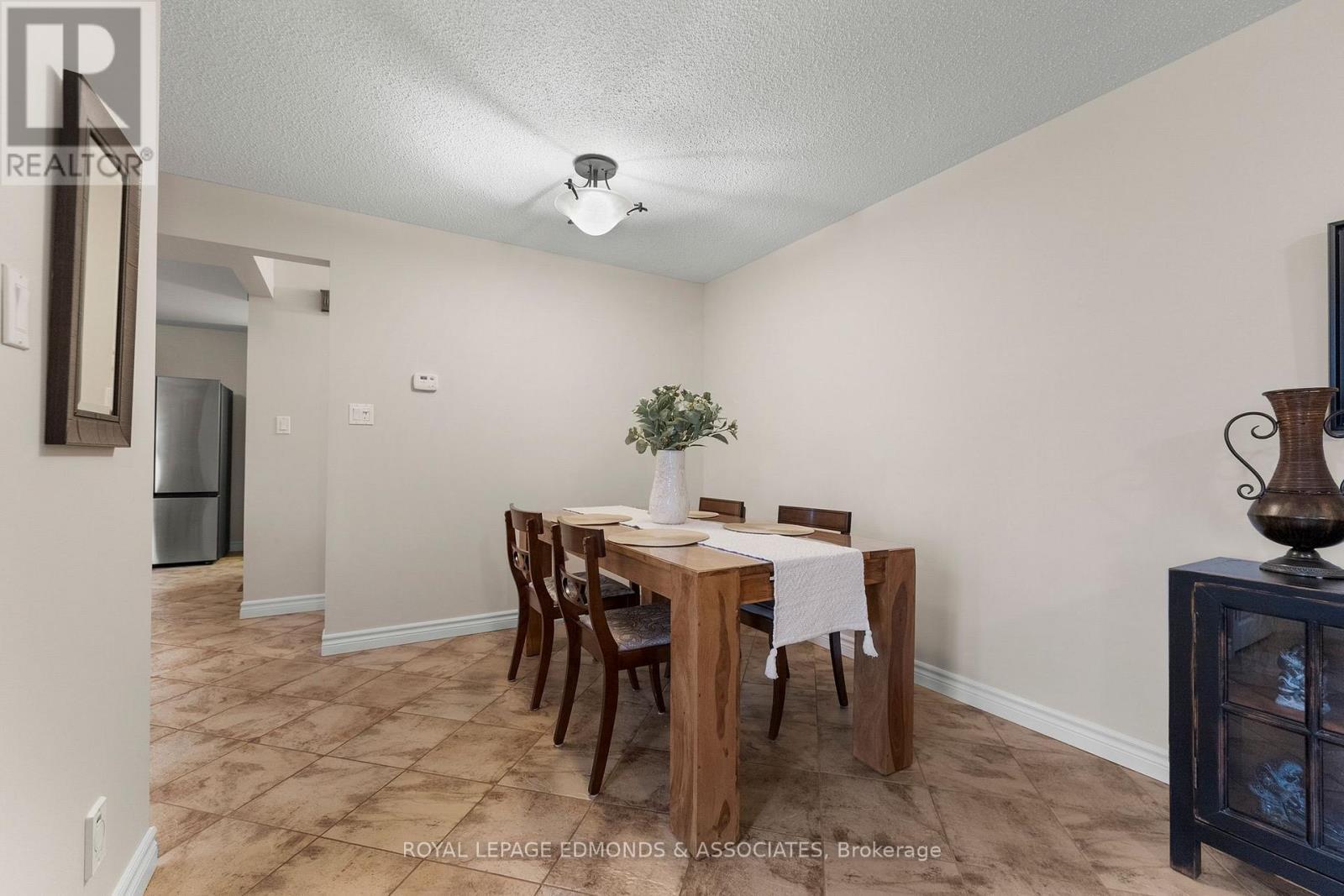 40925 Highway 41, Laurentian Valley, ON - Indoor Photo Showing Dining Room