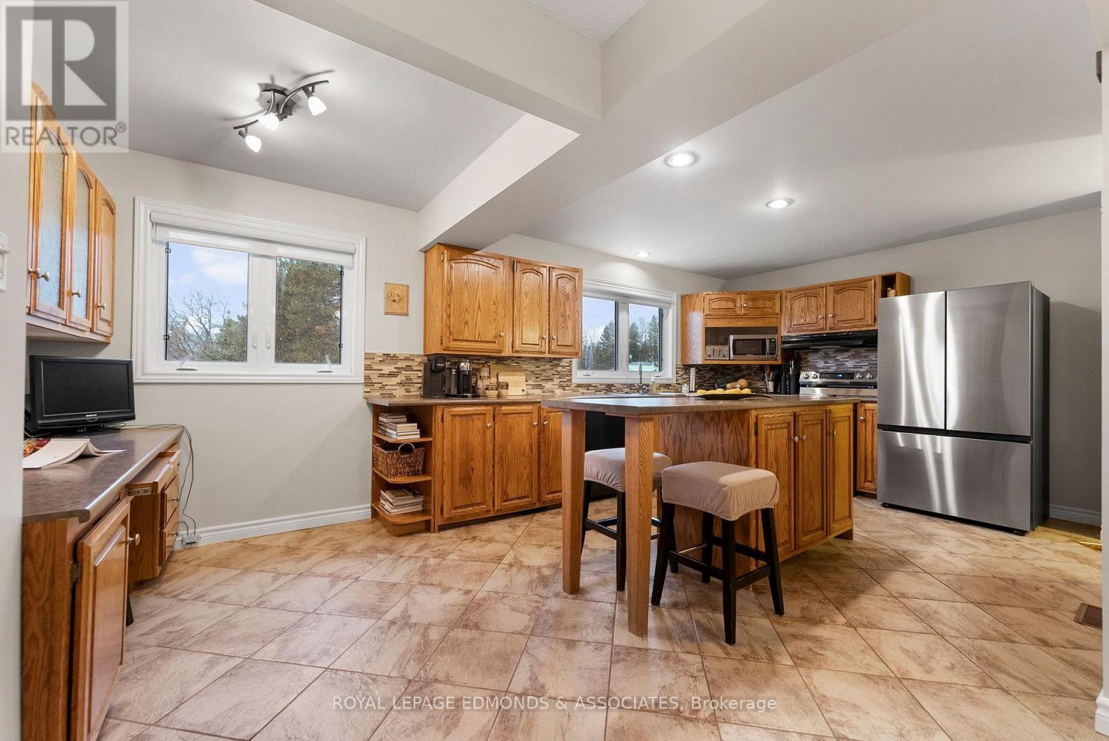 40925 Highway 41, Laurentian Valley, ON - Indoor