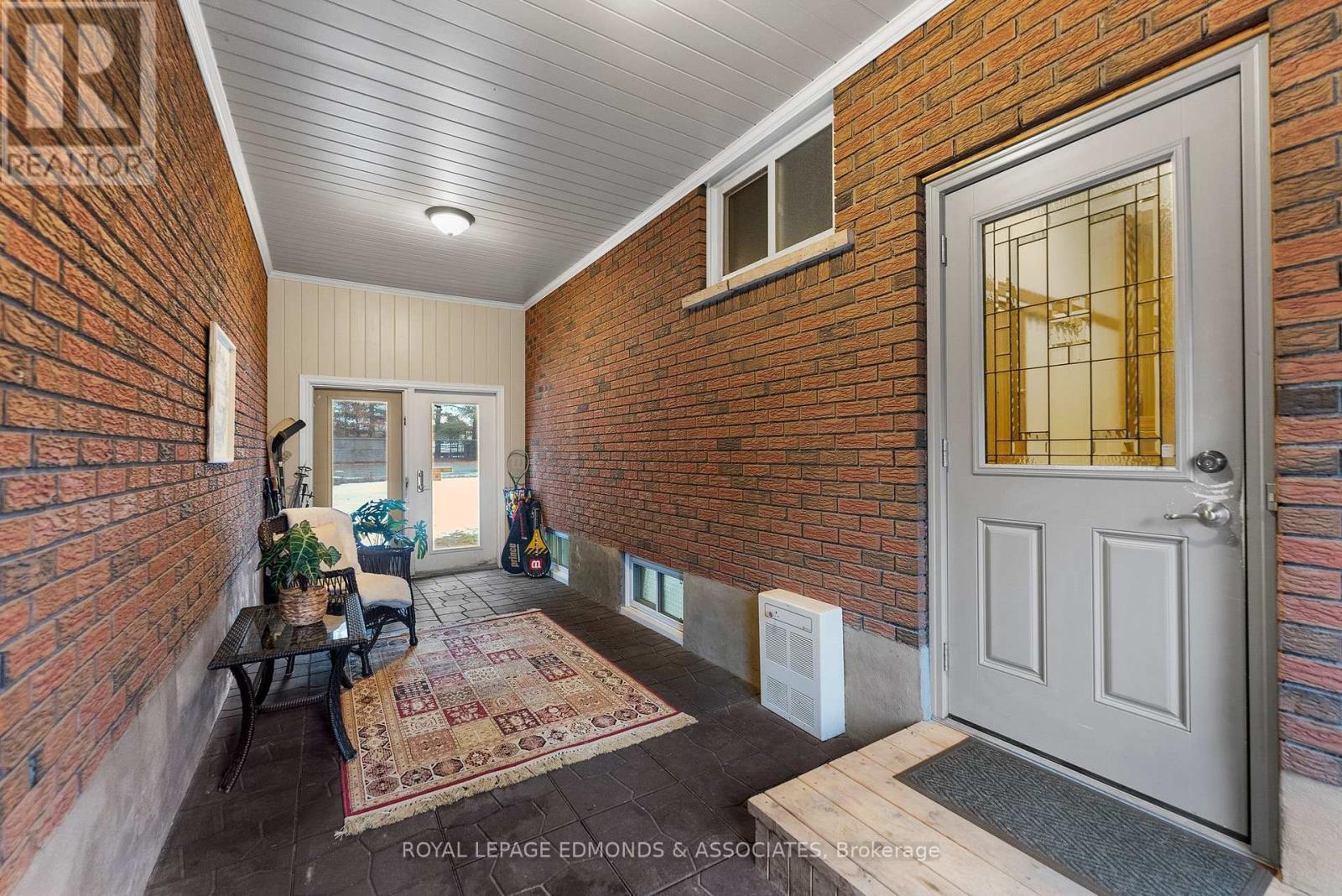 40925 Highway 41, Laurentian Valley, ON - Indoor Photo Showing Other Room