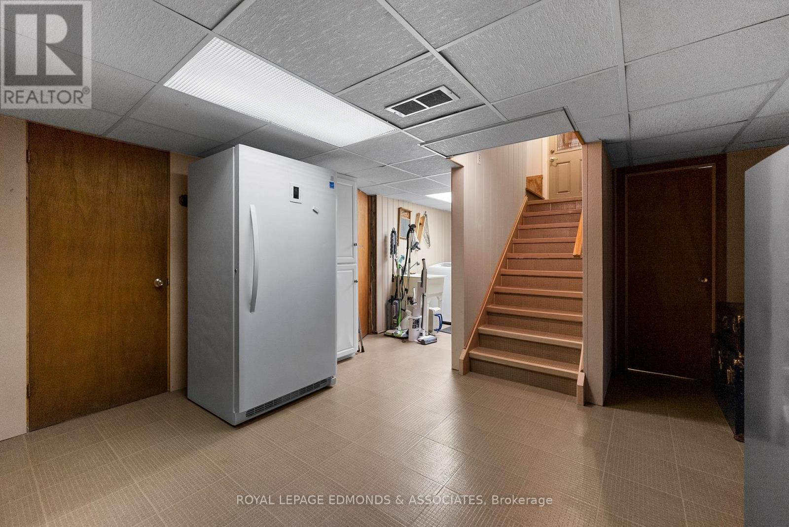 40925 Highway 41, Laurentian Valley, ON - Indoor Photo Showing Other Room