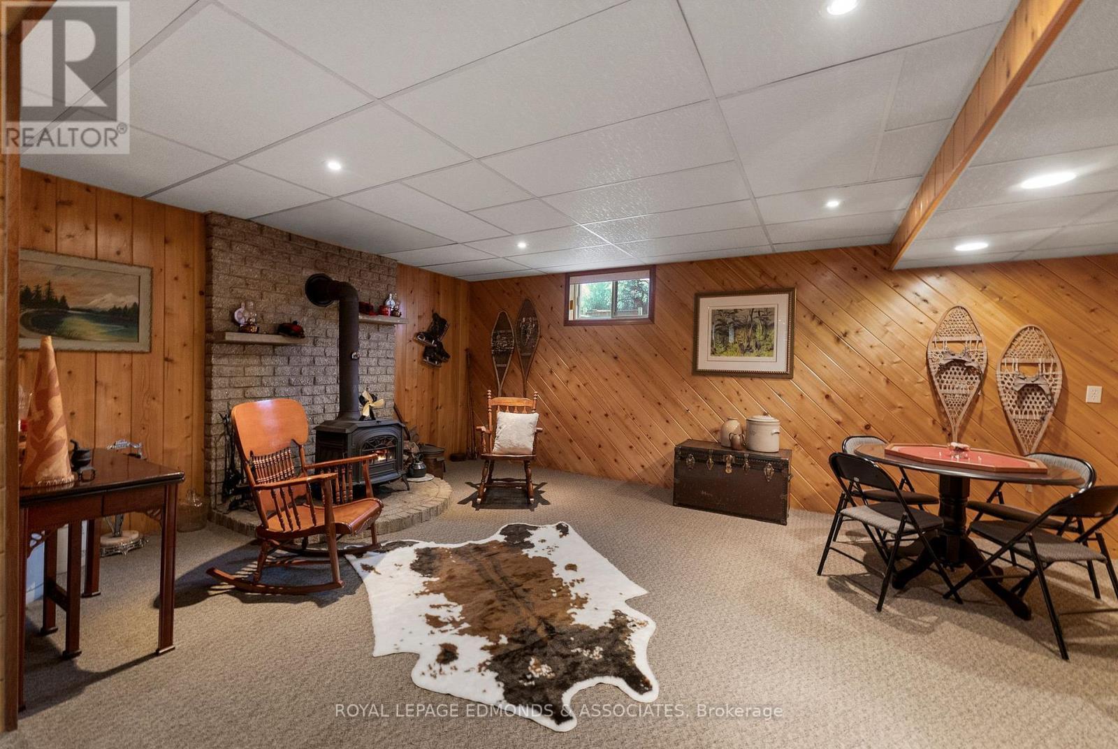 40925 Highway 41, Laurentian Valley, ON - Indoor Photo Showing Basement