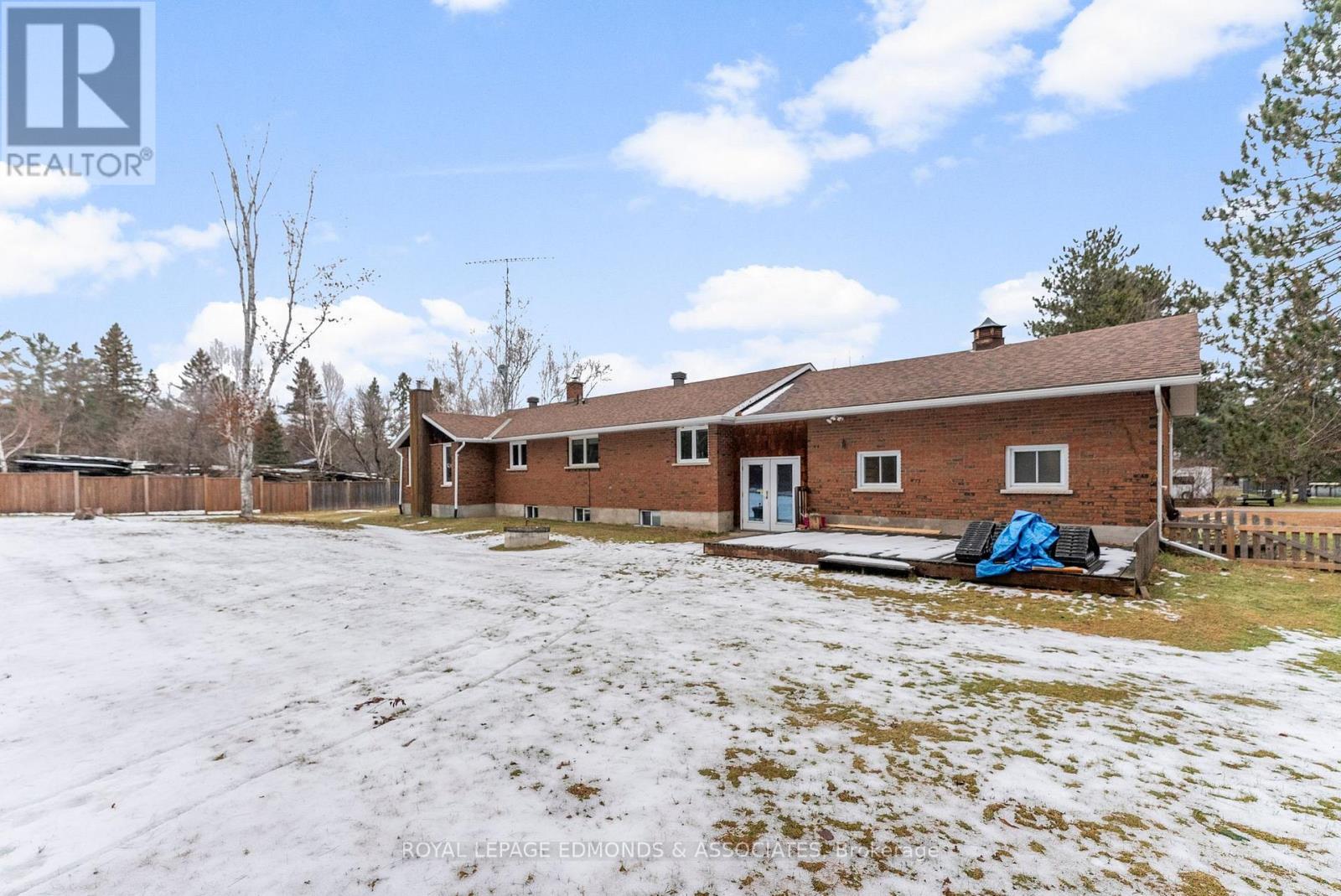 40925 Highway 41, Laurentian Valley, ON - Outdoor