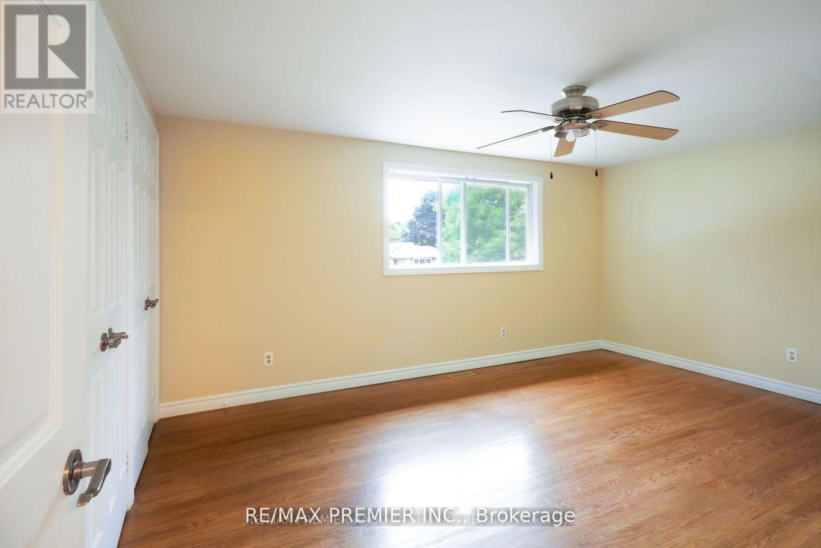 39 Daphne Crescent, Barrie, ON - Indoor Photo Showing Other Room