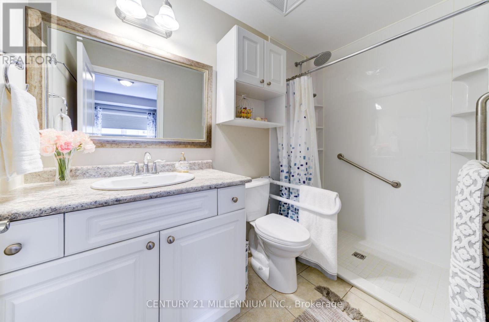 208 - 19A Yonge Street N, Springwater, ON - Indoor Photo Showing Bathroom