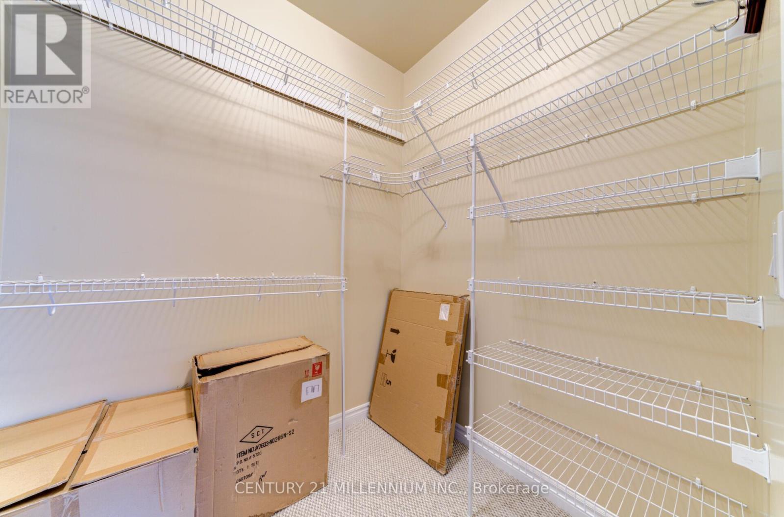 208 - 19A Yonge Street N, Springwater, ON - Indoor Photo Showing Other Room