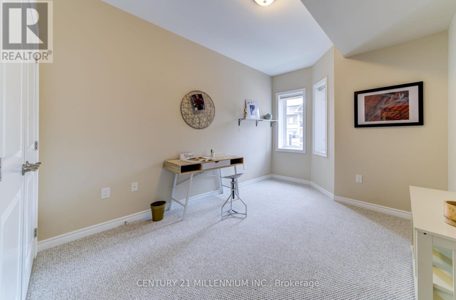 208 - 19A Yonge Street N, Springwater, ON - Indoor