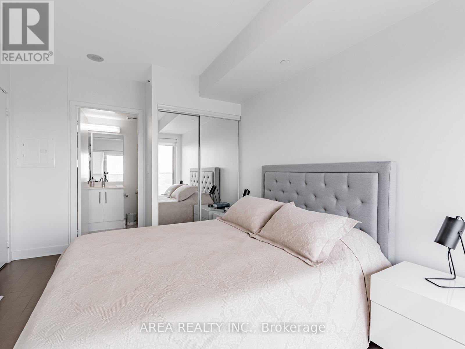 2001 - 58 Orchard View Boulevard, Toronto, ON - Indoor Photo Showing Bedroom