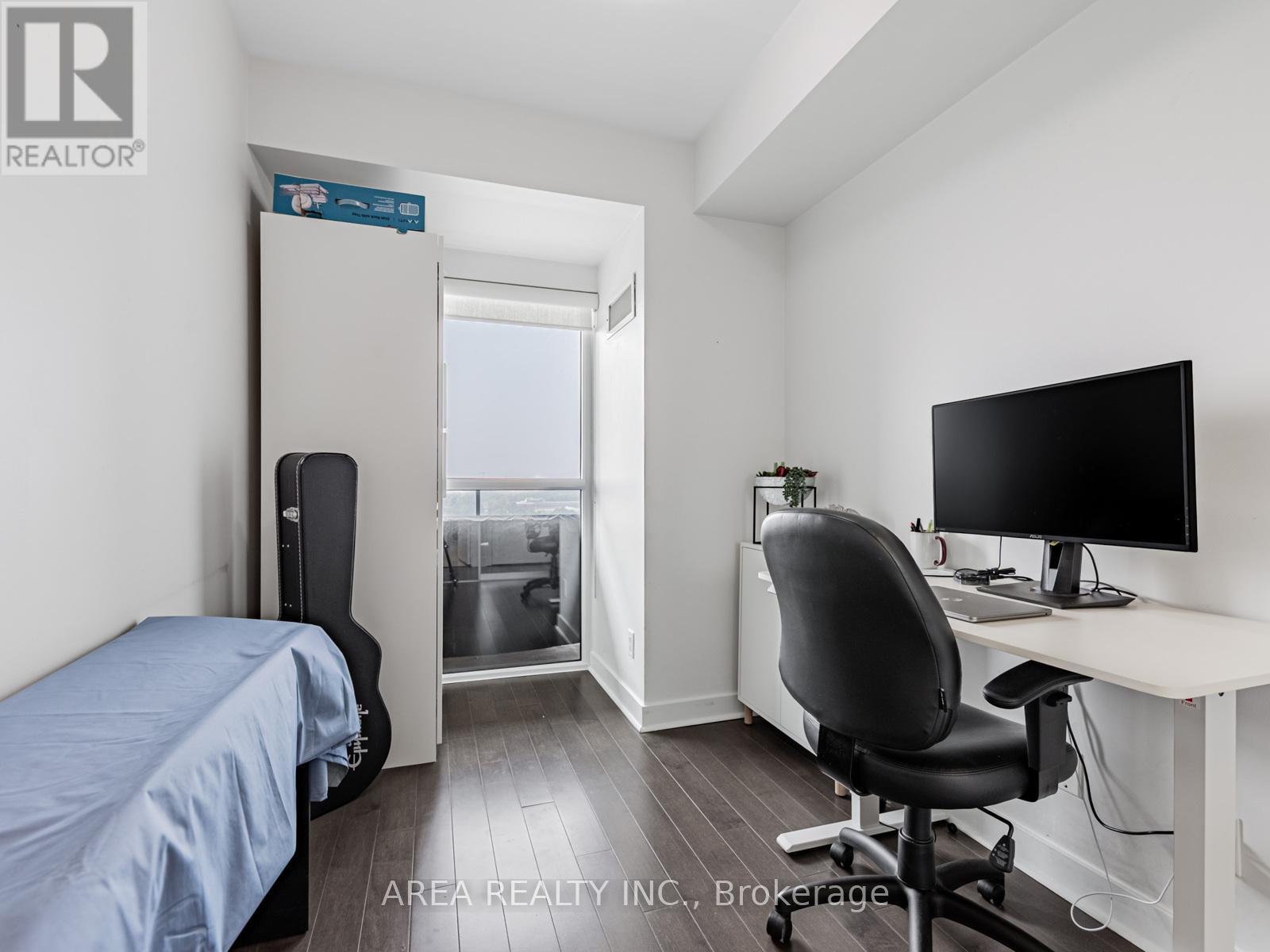 2001 - 58 Orchard View Boulevard, Toronto, ON - Indoor Photo Showing Other Room