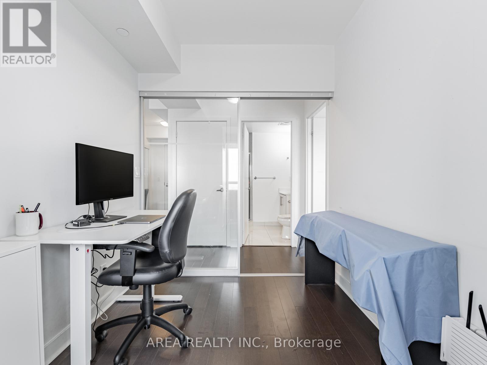 2001 - 58 Orchard View Boulevard, Toronto, ON - Indoor Photo Showing Office