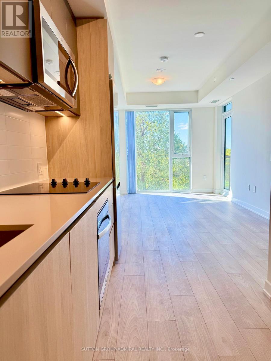 326 - 5858 Yonge Street, Toronto, ON - Indoor Photo Showing Other Room