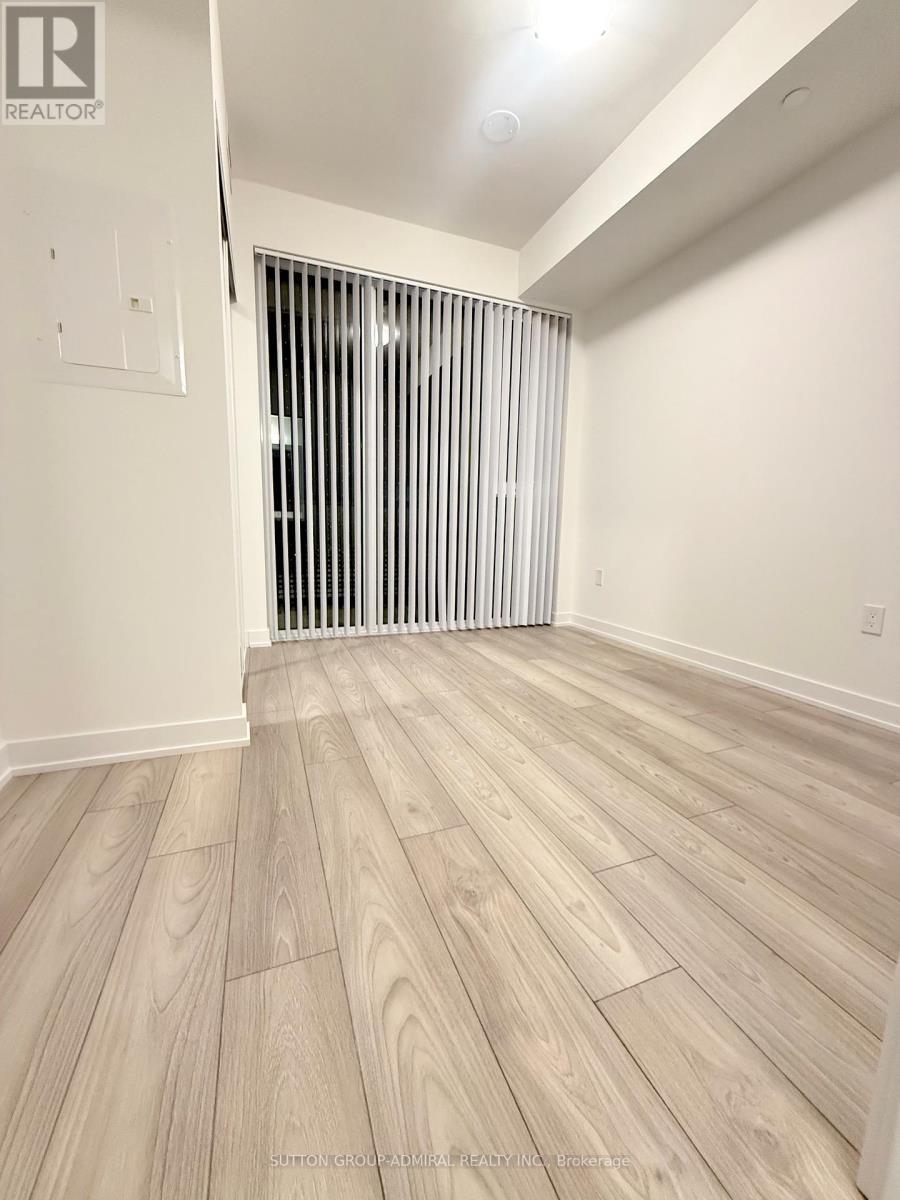 326 - 5858 Yonge Street, Toronto, ON - Indoor Photo Showing Other Room