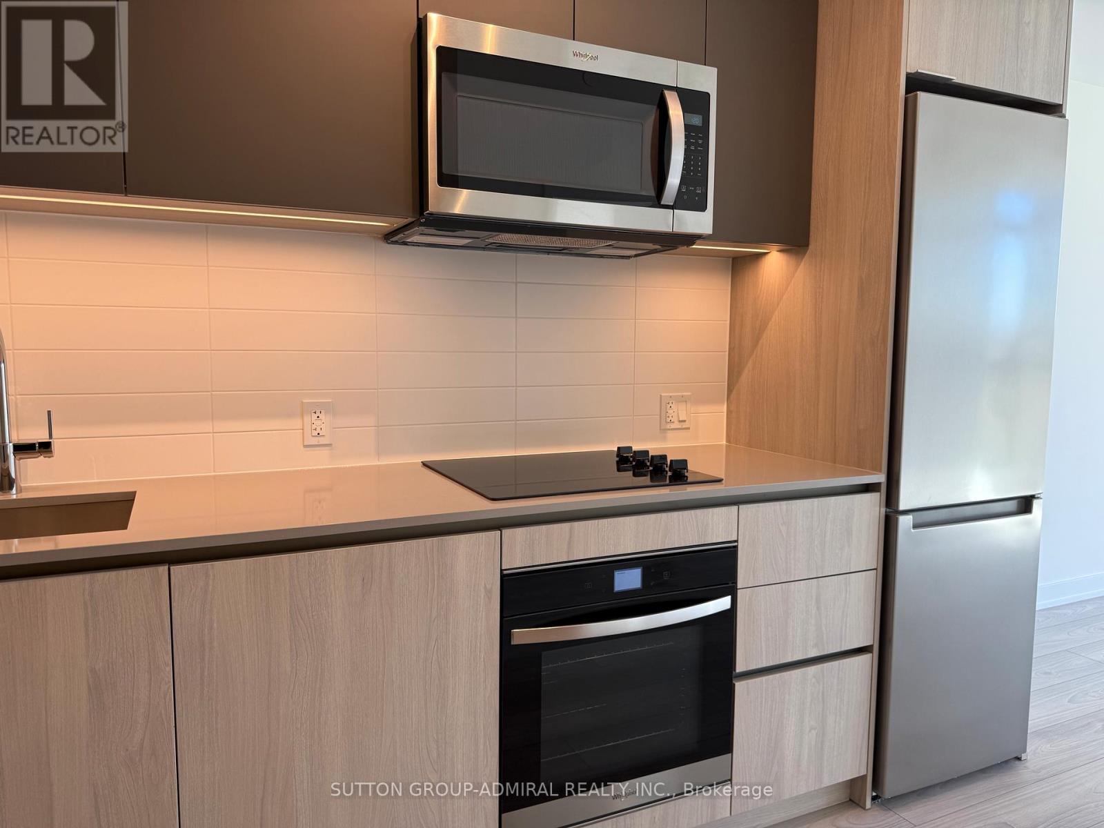 326 - 5858 Yonge Street, Toronto, ON - Indoor Photo Showing Kitchen