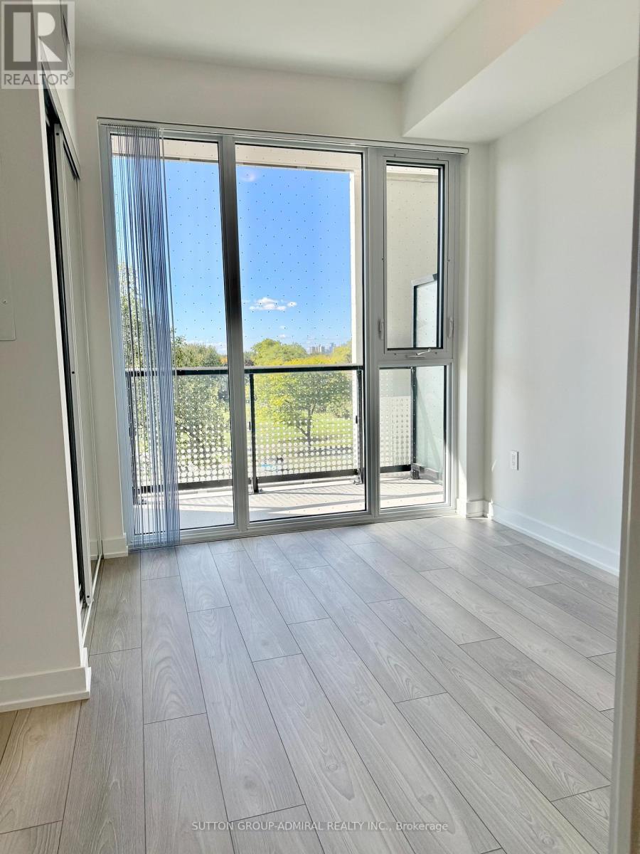 326 - 5858 Yonge Street, Toronto, ON - Indoor Photo Showing Other Room