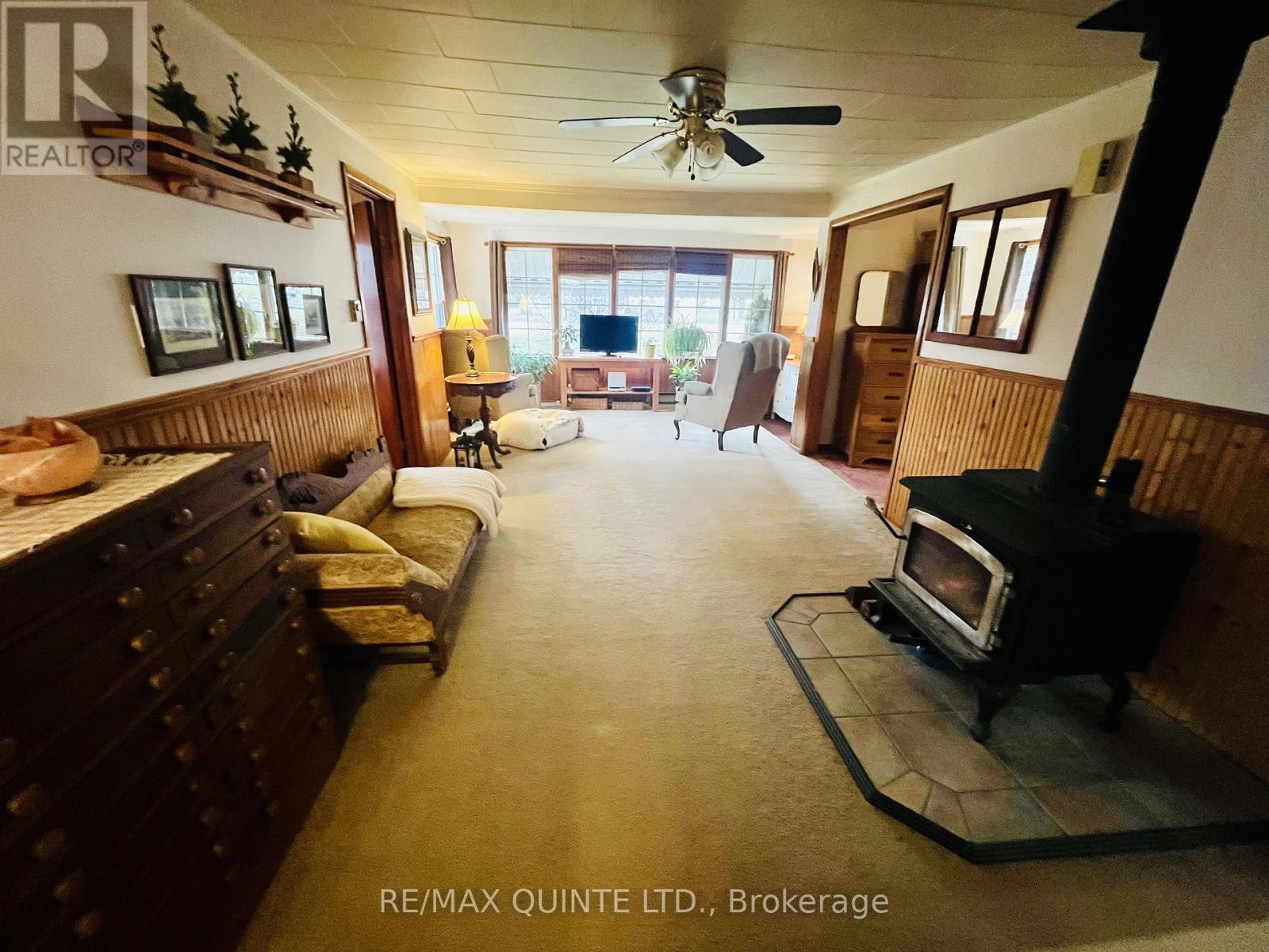 369 Casey Road, Belleville (Thurlow Ward), ON - Indoor Photo Showing Other Room