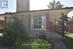 65 IRVING PLACE London East (East D), ON N5V 2H6